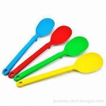 Food-grade silicone scoop with nylon inside